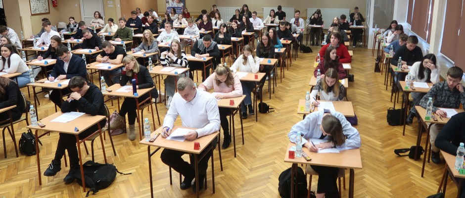 Uczestnicy konkursu Poznaj swoje prawa w pracy etap regionalny.